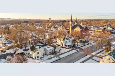 225 N Pine Street, Reedsburg, WI 53959 - Photo 33