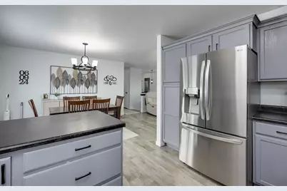 1401 Waldorf Boulevard, Madison, WI 53719 - Photo 15