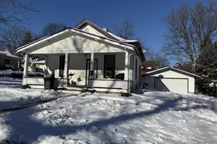 225 Washington St, Mineral Point, WI 53565 - Photo 25