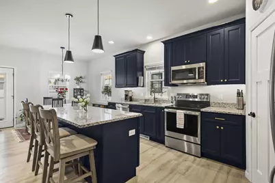 204 Bonnie Lane, Belleville, WI 53508 - Photo 9