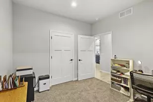 204 Bonnie Ln, Belleville, WI 53508 - Photo 21