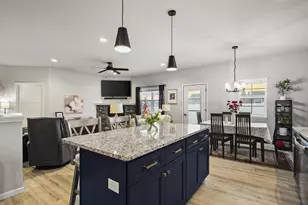 204 Bonnie Ln, Belleville, WI 53508 - Photo 7