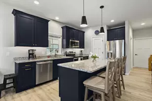 204 Bonnie Ln, Belleville, WI 53508 - Photo 11