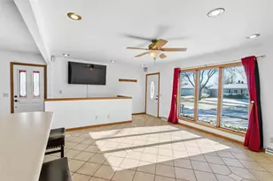 137 Belmont Rd, Madison, WI 53714 - Photo 9