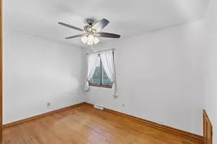 137 Belmont Rd, Madison, WI 53714 - Photo 11