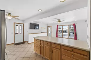 137 Belmont Rd, Madison, WI 53714 - Photo 7