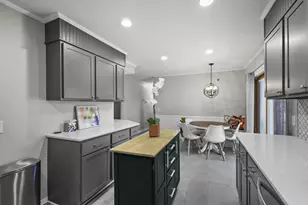 1317 Ellen Ave, Madison, WI 53716 - Photo 7