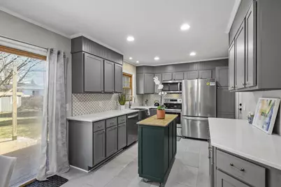 1317 Ellen Avenue, Madison, WI 53716 - Photo 3