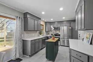 1317 Ellen Ave, Madison, WI 53716 - Photo 3