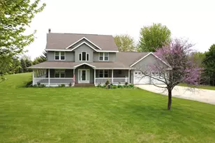 N9026 Hickory Point Rd, Beaver Dam, WI 53916 - Photo 3