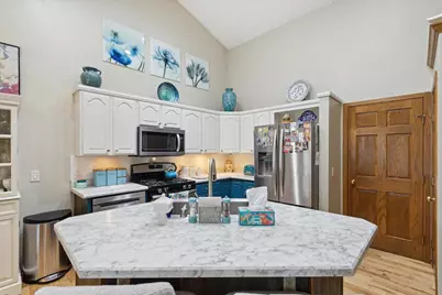 1903 St George Lane, Janesville, WI 53545 - Photo 11