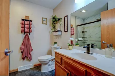 41 S Gardens Way #41, Fitchburg, WI 53711 - Photo 25