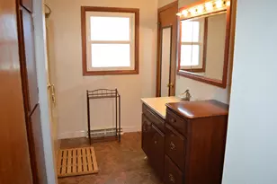 1002 Ellen Ave, Madison, WI 53716 - Photo 13