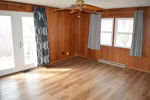 1002 Ellen Ave, Madison, WI 53716 - Photo 5