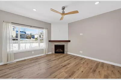 1064 Kamperschroer Way, Sun Prairie, WI 53590 - Photo 15