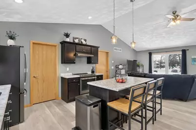 4252 Fox Hills Court, Janesville, WI 53546 - Photo 23