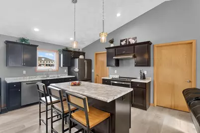 4252 Fox Hills Court, Janesville, WI 53546 - Photo 19