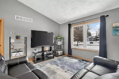 4252 Fox Hills Court, Janesville, WI 53546 - Photo 17