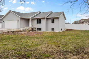 4252 Fox Hills Ct, Janesville, WI 53546 - Photo 61