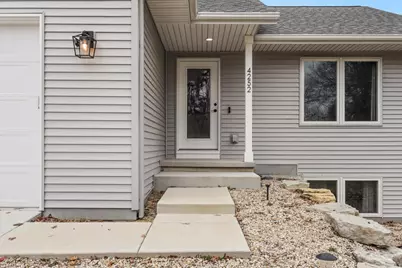 4252 Fox Hills Court, Janesville, WI 53546 - Photo 7