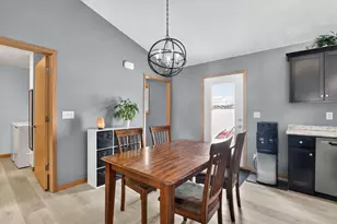 4252 Fox Hills Ct, Janesville, WI 53546 - Photo 33