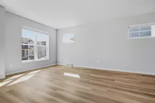 620 Tabby Turn Dr, Middleton, WI 53562 - Photo 3