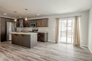 1806 Red Fern Ln, Madison, WI 53718 - Photo 11