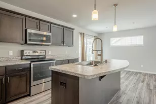 1806 Red Fern Ln, Madison, WI 53718 - Photo 15