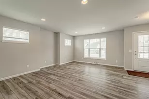 1806 Red Fern Ln, Madison, WI 53718 - Photo 9