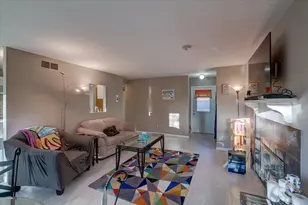 885 Hemlock Dr, Verona, WI 53593 - Photo 7