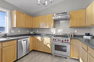 6121 Roseberg Rd, Madison, WI 53719 - Photo 11