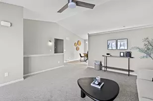 6121 Roseberg Rd, Madison, WI 53719 - Photo 5