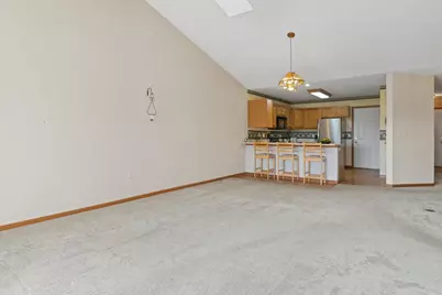 3024 Edmonton Drive, Sun Prairie, WI 53590 - Photo 11