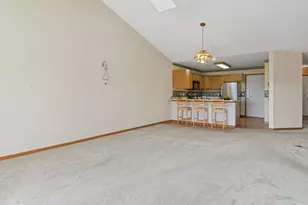 3024 Edmonton Dr, Sun Prairie, WI 53590 - Photo 11