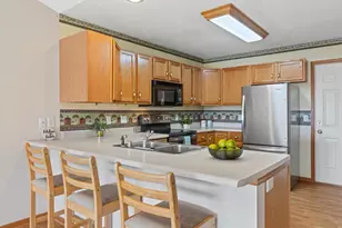 3024 Edmonton Dr, Sun Prairie, WI 53590 - Photo 9