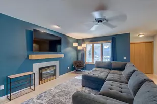 8318 Inverness Dr, Madison, WI 53717 - Photo 7