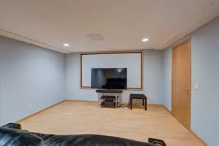 8318 Inverness Dr, Madison, WI 53717 - Photo 31