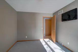 8318 Inverness Dr, Madison, WI 53717 - Photo 27