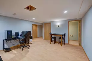 8318 Inverness Dr, Madison, WI 53717 - Photo 33