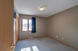 8318 Inverness Dr, Madison, WI 53717 - Photo 25