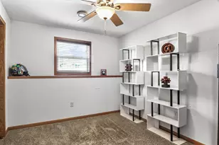 533 Lewellen St, Marshall, WI 53559 - Photo 25