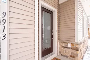 9913 Autumn Breeze Rd, Madison, WI 53562 - Photo 5