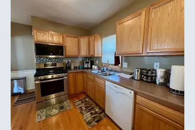 938 Benton Avenue, Janesville, WI 53545 - Photo 17