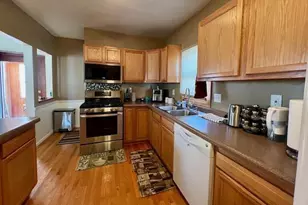 938 Benton Ave, Janesville, WI 53545 - Photo 19