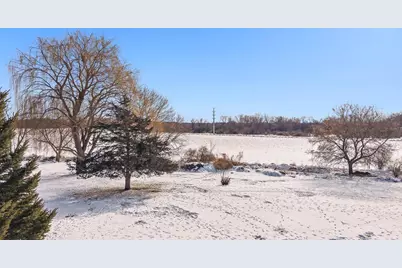 640 Mooreland Circle, Portage, WI 53901 - Photo 43