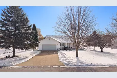 640 Mooreland Circle, Portage, WI 53901 - Photo 47