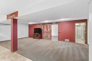 831 Island Ct, Baraboo, WI 53913 - Photo 43