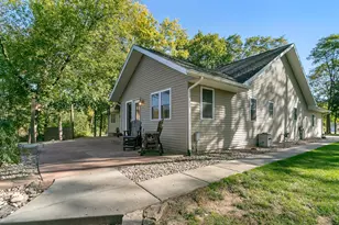 831 Island Ct, Baraboo, WI 53913 - Photo 73