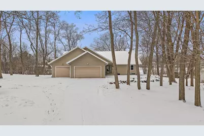 831 Island Court, Baraboo, WI 53913 - Photo 1