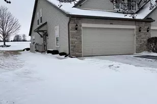 11870 River Hills Pkwy, Rockton, IL 61072 - Photo 1